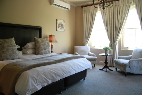 L'Ermitage bedroom